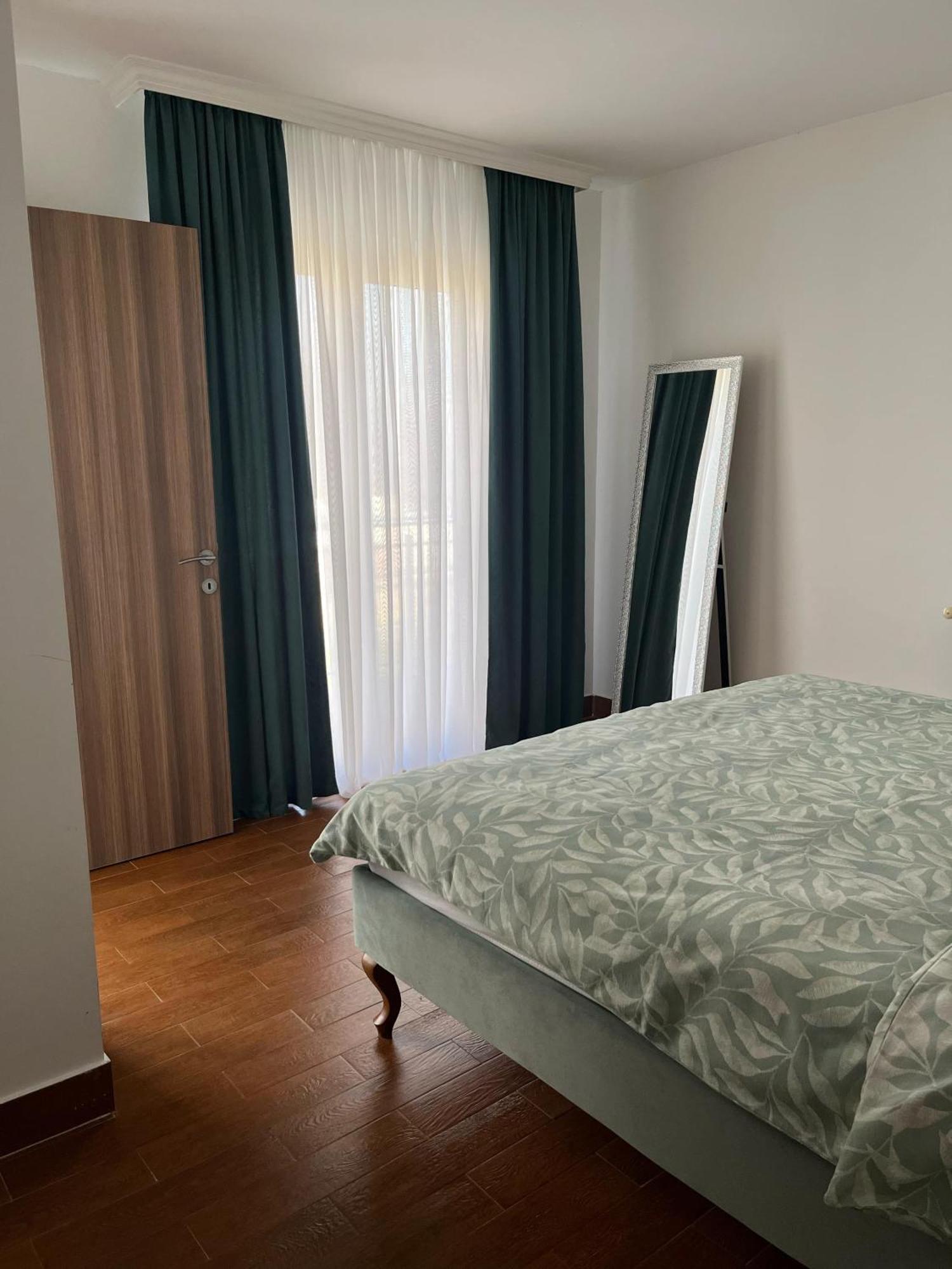 Surcin Apartment Ledine Kültér fotó