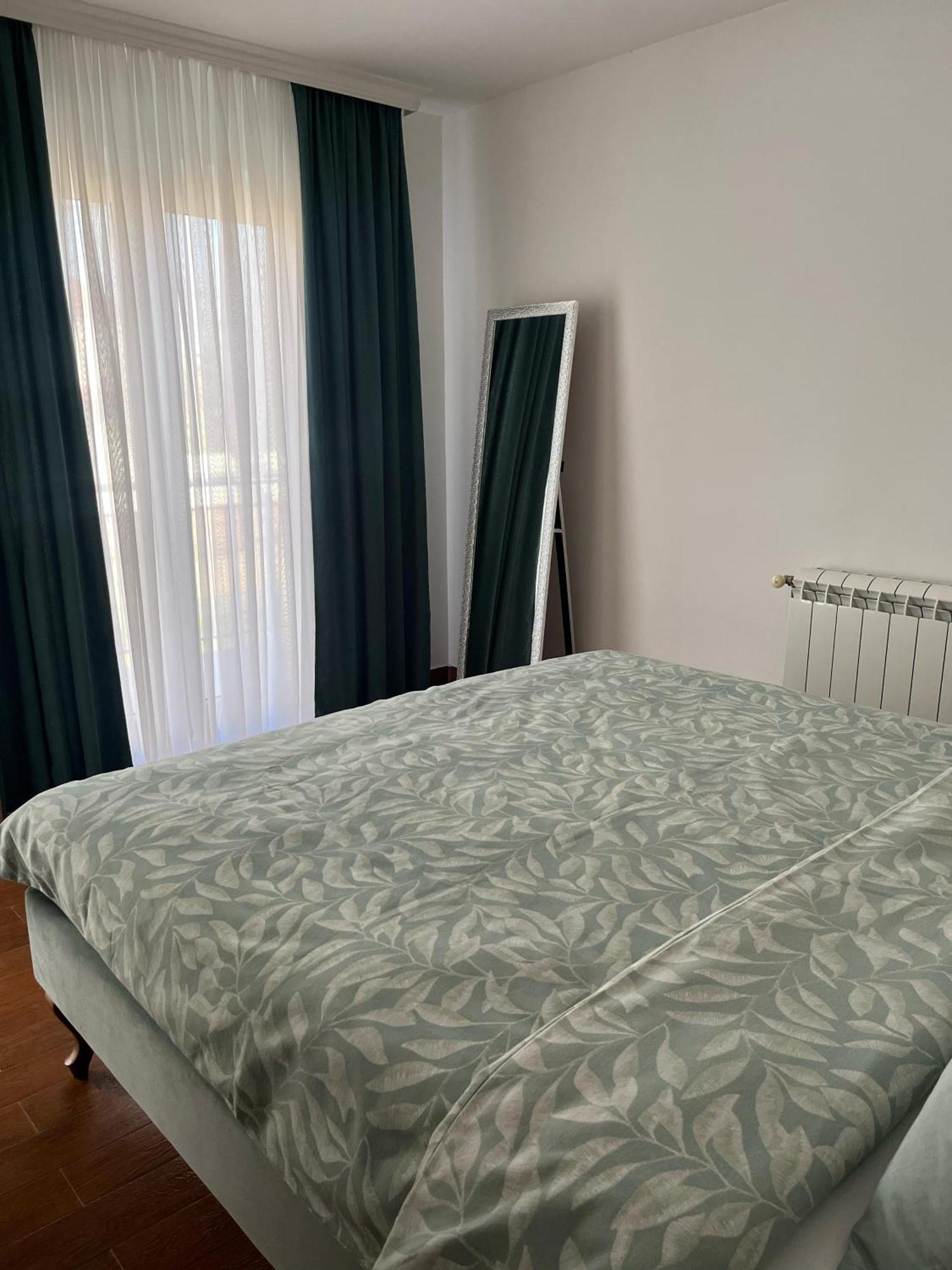 Surcin Apartment Ledine Kültér fotó