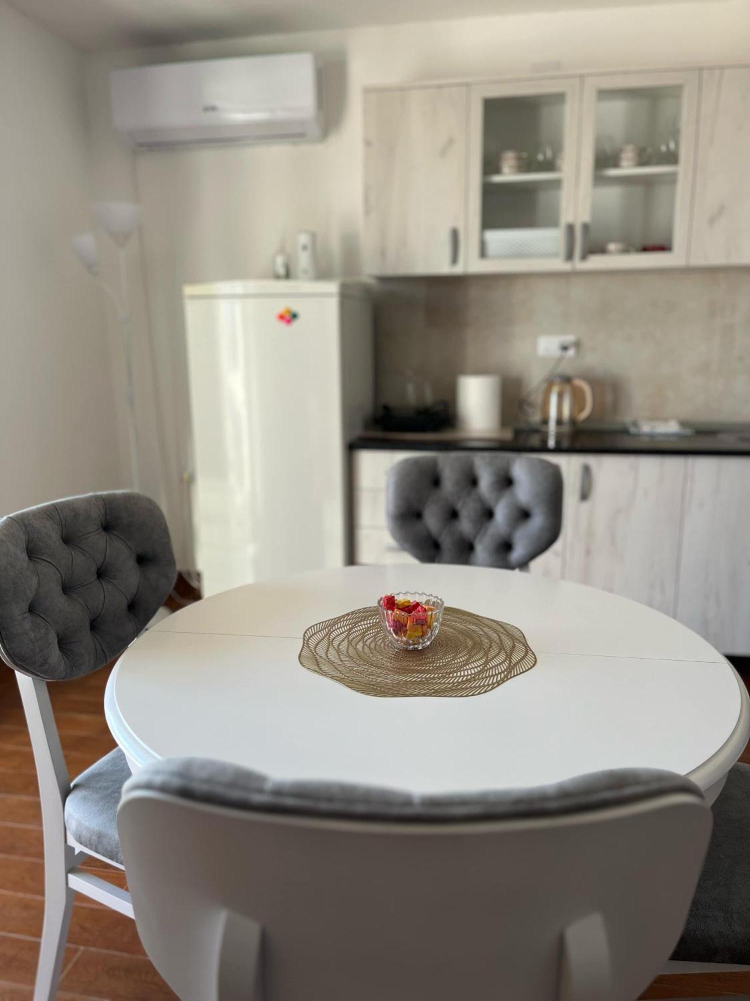 Surcin Apartment Ledine Kültér fotó